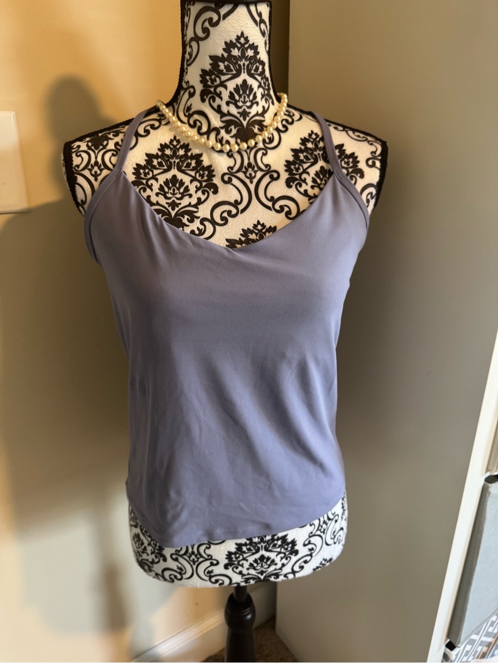 Old Navy Women's Lavender Spaghetti Strap V-Neck Tank Top
